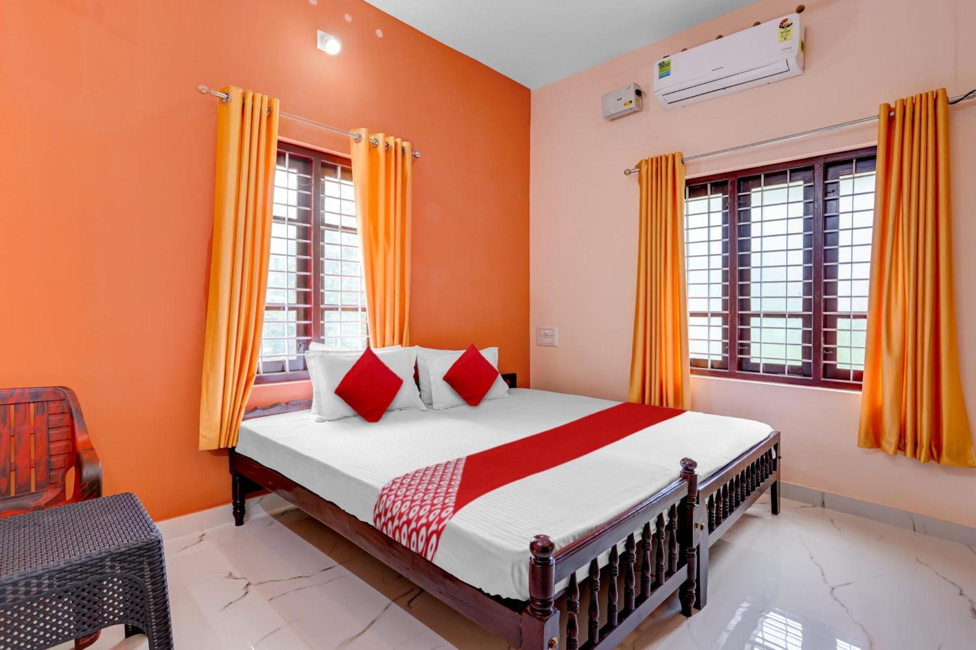 Hotel O Sivananda Homestay Varkala Esterno foto